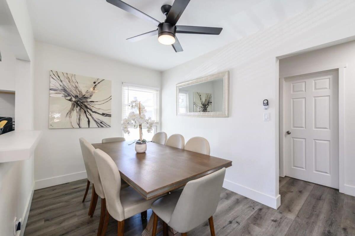 Spacious Disneyland 5 Bedroom 4 Bath House With Game Room Anaheim Luaran gambar