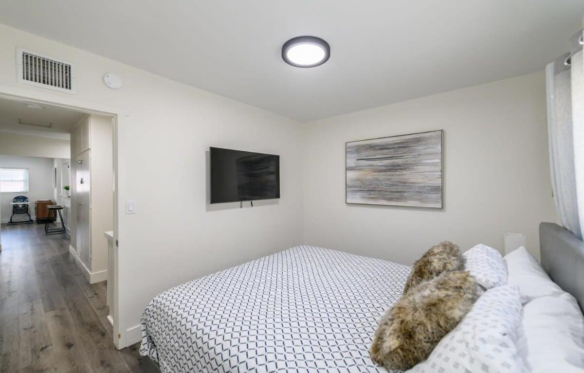 Spacious Disneyland 5 Bedroom 4 Bath House With Game Room Anaheim Luaran gambar