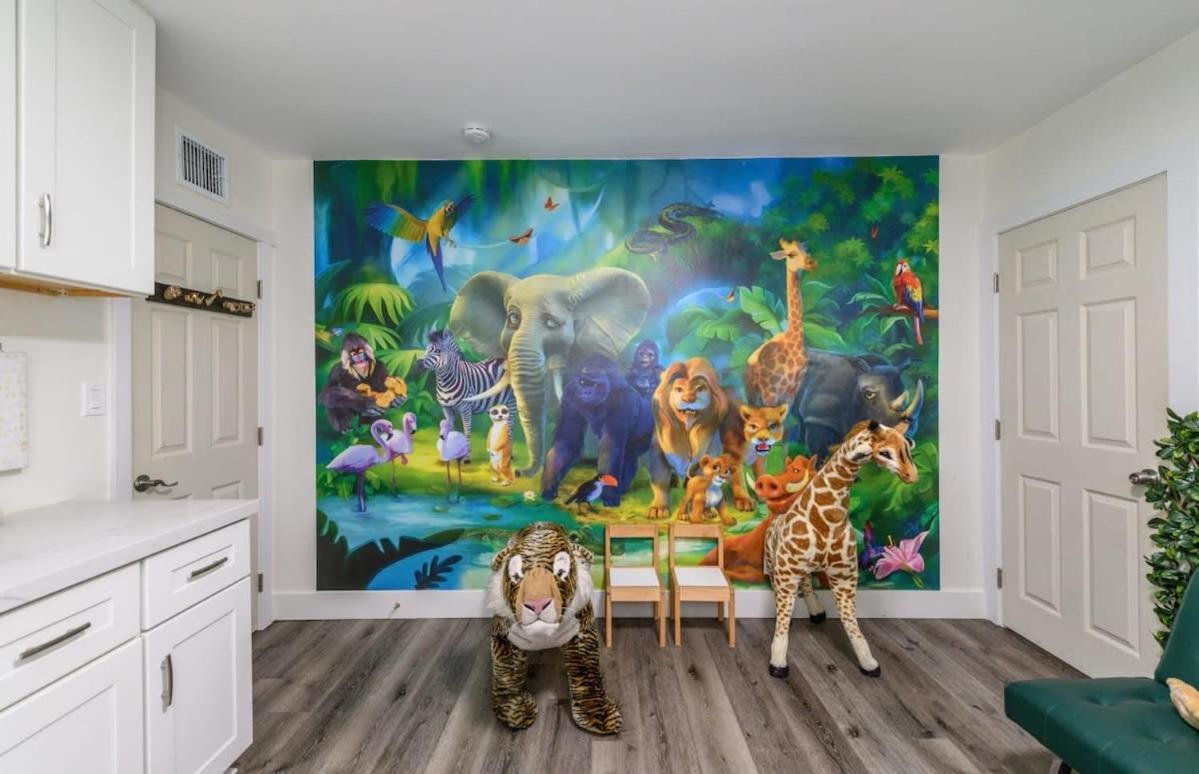 Spacious Disneyland 5 Bedroom 4 Bath House With Game Room Anaheim Luaran gambar